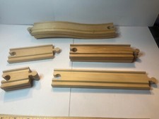 BRIO Thomas the Train Wooden straight and raiser  Lot of 8 bsna