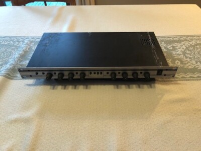 APHEX COMPELLOR MODEL 320A Dual Channel Automated Compressor/Leveler/Limiter