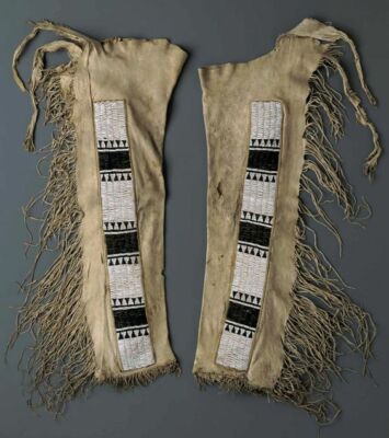 Old Antique Style Suede Leather Fringes Sioux Beaded Chaps / Leggings NCP121