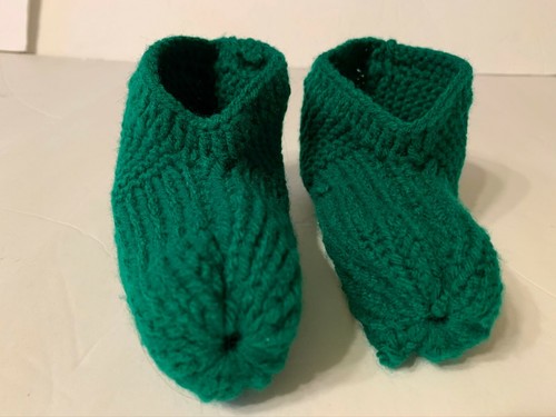 Set of 2 Hand Made Sleeper Socks for Kids Warm Green warm foots Footwear for Kid - Picture 7 of 12