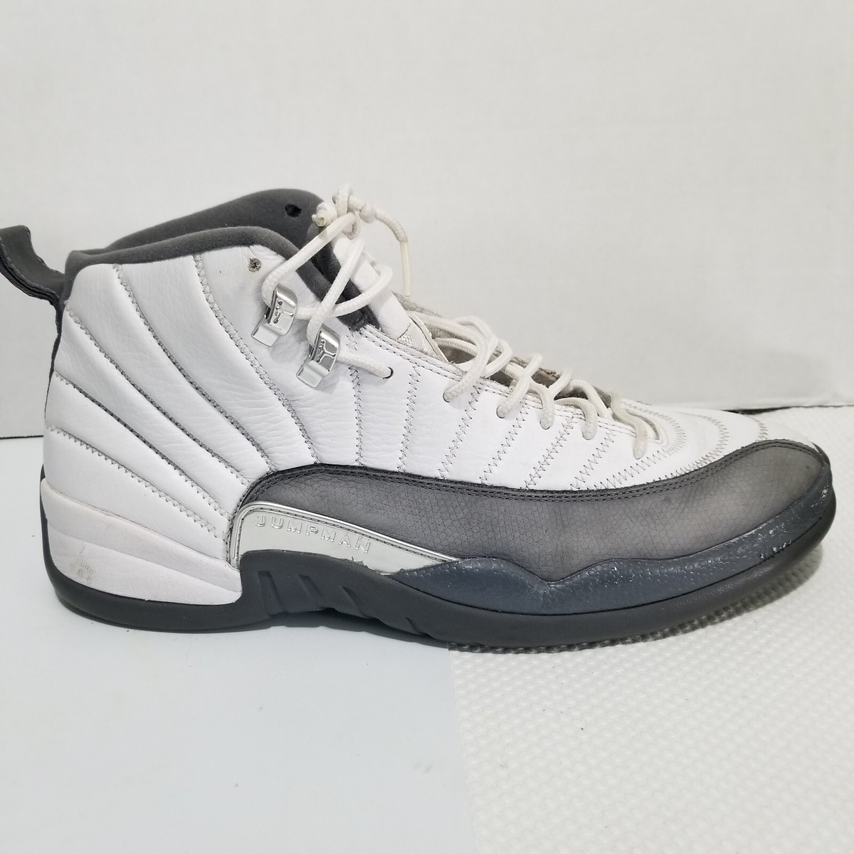 Air Jordan 12 Dark Grey Size 13 Mens Nike Retro White 130690  display picture 1