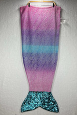Girls Plush  Playful Mermaid Tail Sequin Throw Blanket Pink