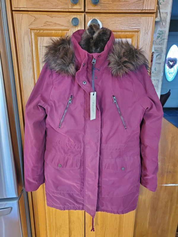 Abercrombie & Fitch Women 3-in-1  Parka Jacket Hood size S new with tags MAROON