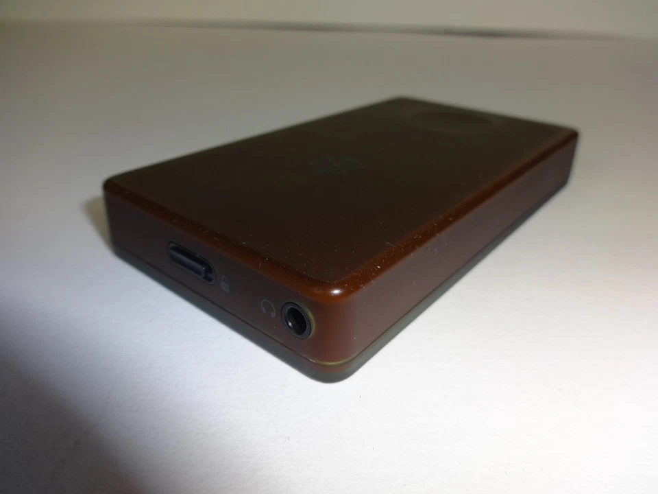 MICROSOFT   ZUNE  BROWN  CUStOM  80GB...NEW HARD DRIVE... - Image 4 of 4