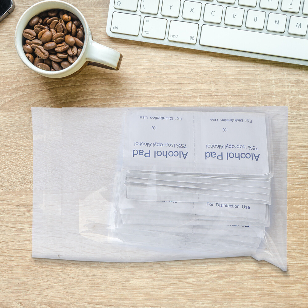 600 Pcs White Plastic Dust and Scratchresistant Packaging Opp Clear