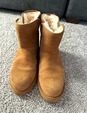 UGG Women s Brown Suede Ankle Bootie US 6 Pull-On Lined Fur Trim