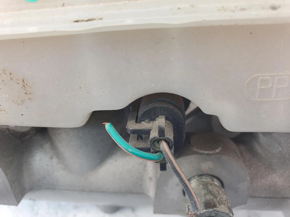 Used Brake Master Cylinder fits: 2005 Chrysler Town & country rear drum brakes G - Image 2 of 4