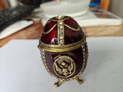 Vintage Ei Schmuckkästchen - wunderschön handgefertigt mit Goldlinien und Edelsteinen