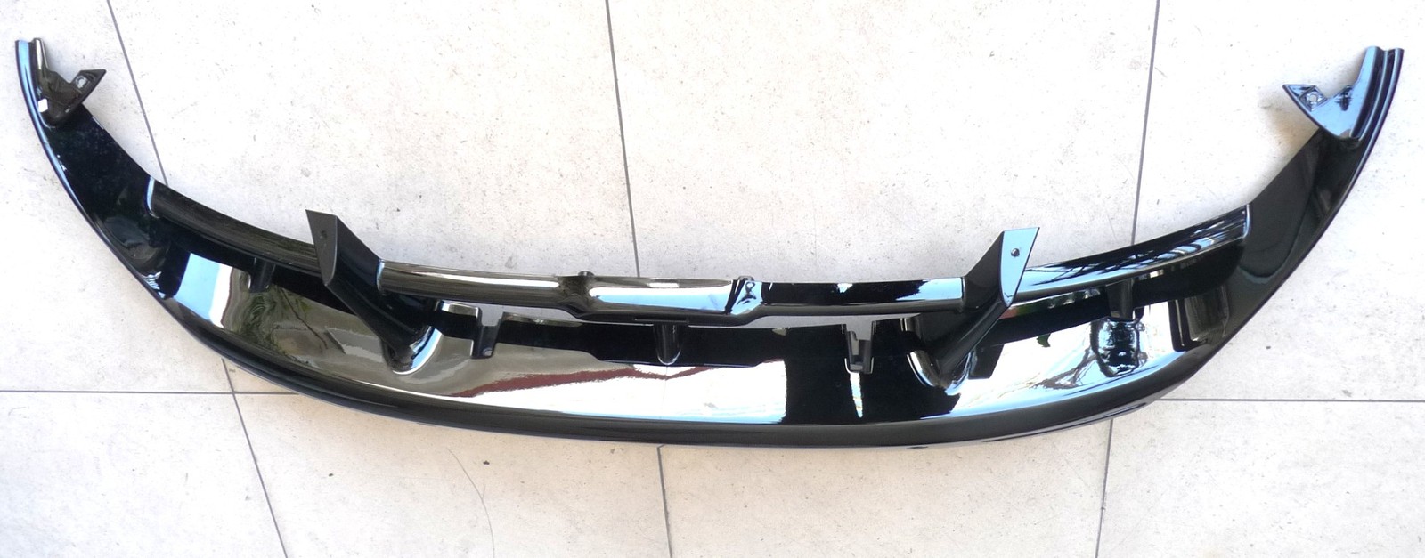 2023-2025 McLaren P28 750s Rear bumper cover lower valance diffuser 28AA265CP OE