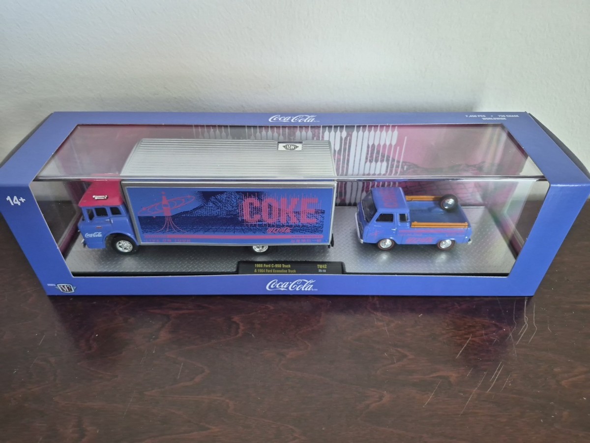 M2マシーン コカ・コーラ　C950 ボックストラック & マスタング M2 Machines Coke Hauler 1966 Ford C-950 Truck & 1964 Ford