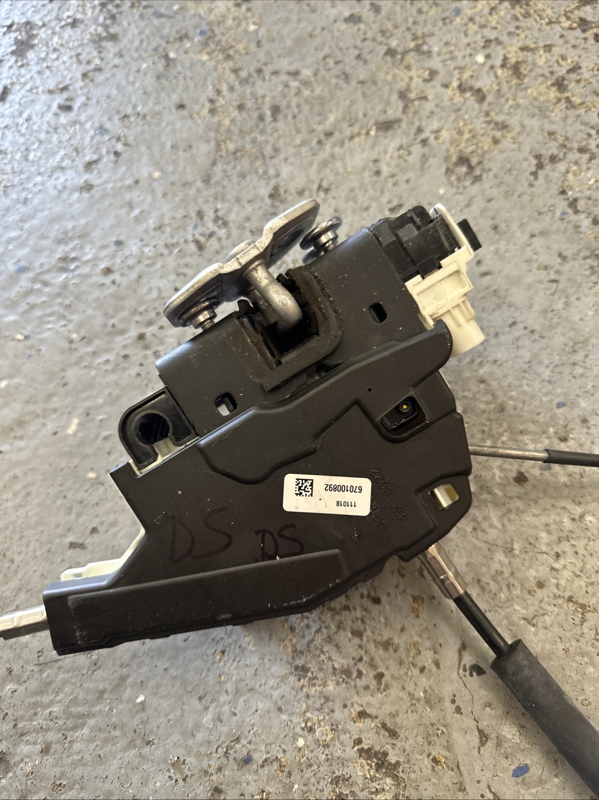 2014 - 2020 MASERATI GHIBLI FRONT LEFT DRIVER SIDE DOOR LOCK LATCH ACTUATOR OEM