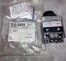 NEW AGASTAT 7012AB .5-5 SEC 120V COIL TIME DELAY RELAY W/ MOUNTING BASE
