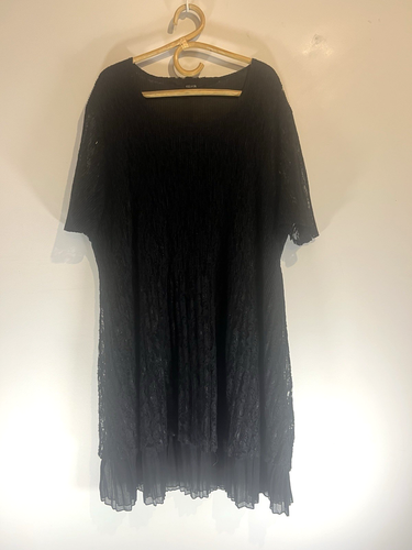 Olla Oh Sz L Black Lined Fine Pleated Lace Short Sl Hilo Hem Cocktail Dress