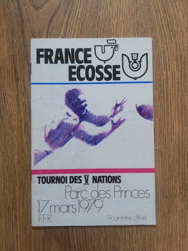 France v Scotland Rugby Union Programmes 1959 - 2015 - Picture 13 of 40