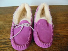UGG AUSTRALIA 5296 SLIPPERS MOCCASIN SZ.4