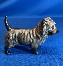 ROYAL DOULTON BONE CHINA FIGURINE DARK BROWN CAIRN TERRIES HN1035