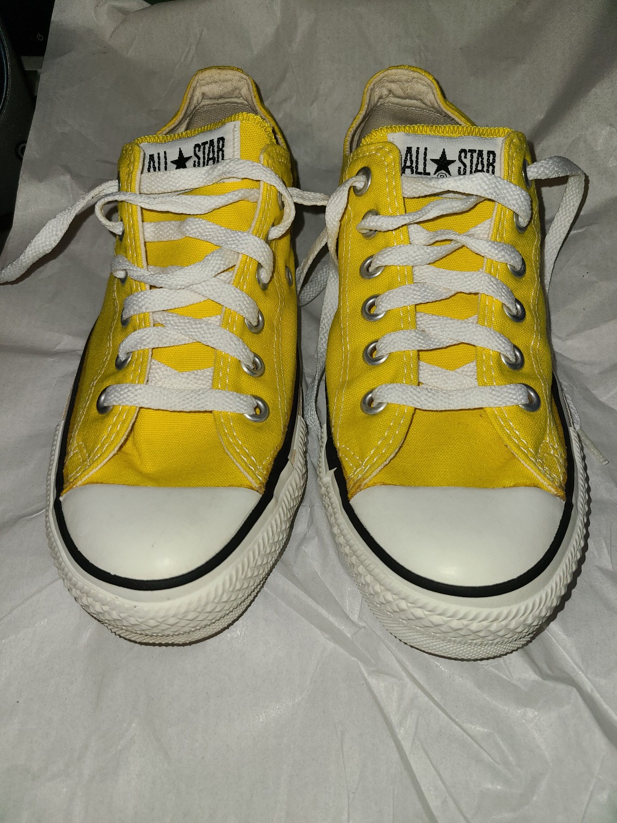 Converse All Star Yellow Low Tops Made in USA Size 5.5 Excellent Condition