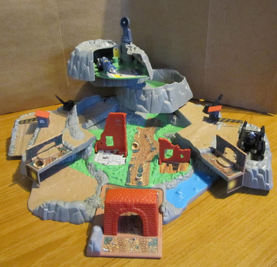 Vintage Micro Machines Galoob Granit Berg Hinterhalt Double Take Spielset