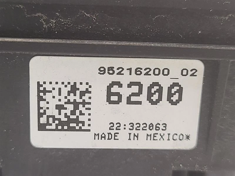 Chevrolet Cruze 2011-2014 caja de fusibles automático OEM 95216200 Foto 4 de 4