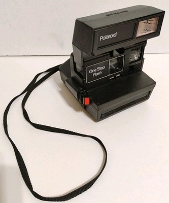 Vintage Polaroid One Step Flash Instant 600 Film Camera w/ Strap TESTED