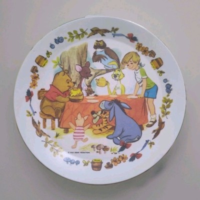 Vtg artisan ware Winnie the Pooh & Friends 8'' Melamine Plate Nat'l Home Products