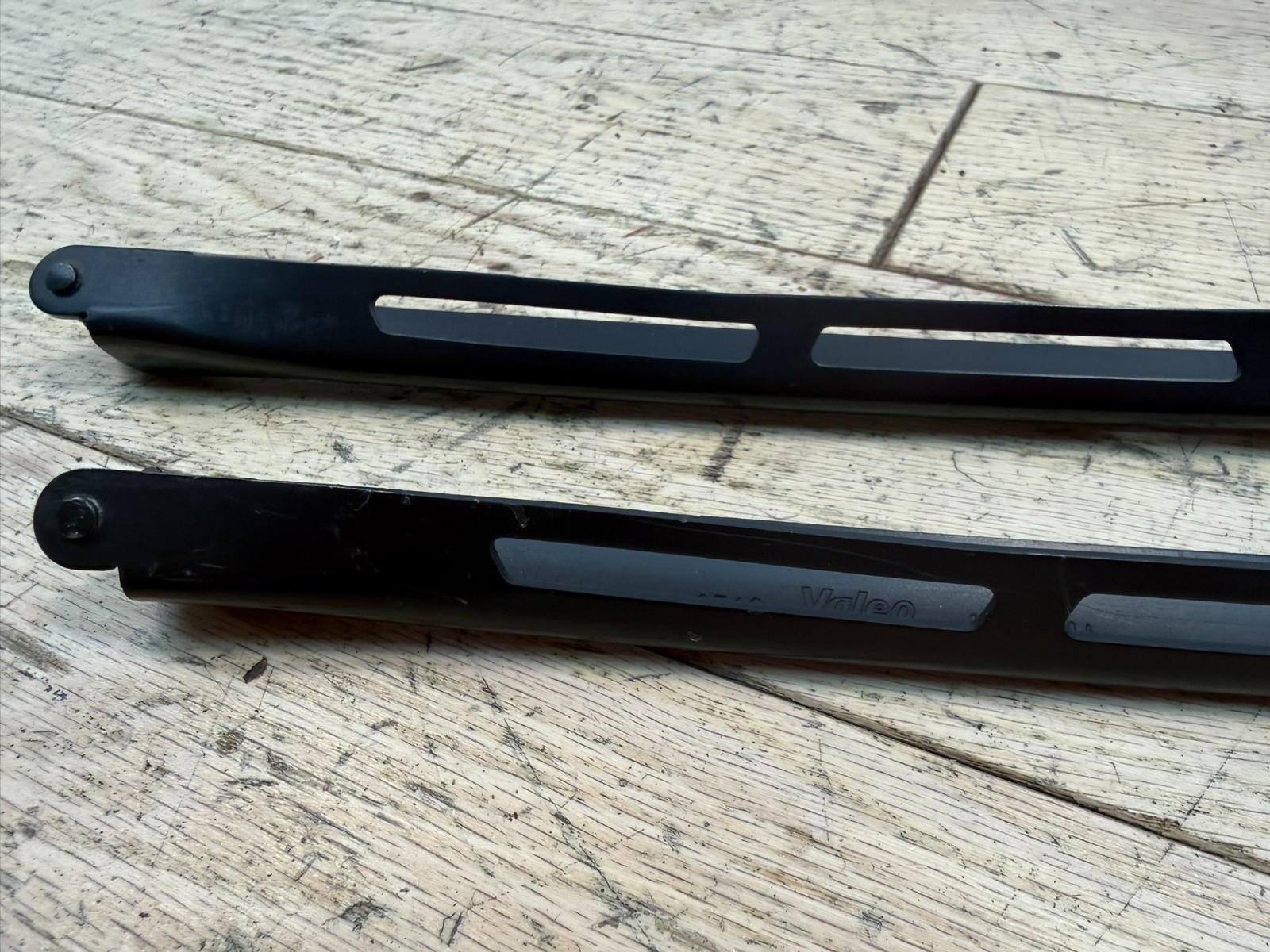 2013 BENTLEY CONTINENTAL GT FRONT LEFT & RIGHT WINDSHIELD WIPER ARM SET OEM