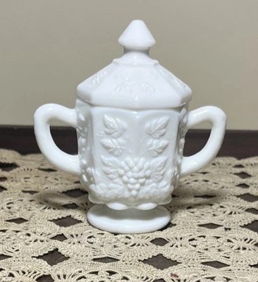 Westmoreland White Milk Glass Sugar Bowl Grapes and Leaves Pattern with Lid