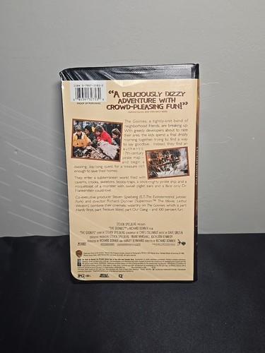 The Goonies (1985) VHS, 1994 Warner Home Video - Picture 2 of 3