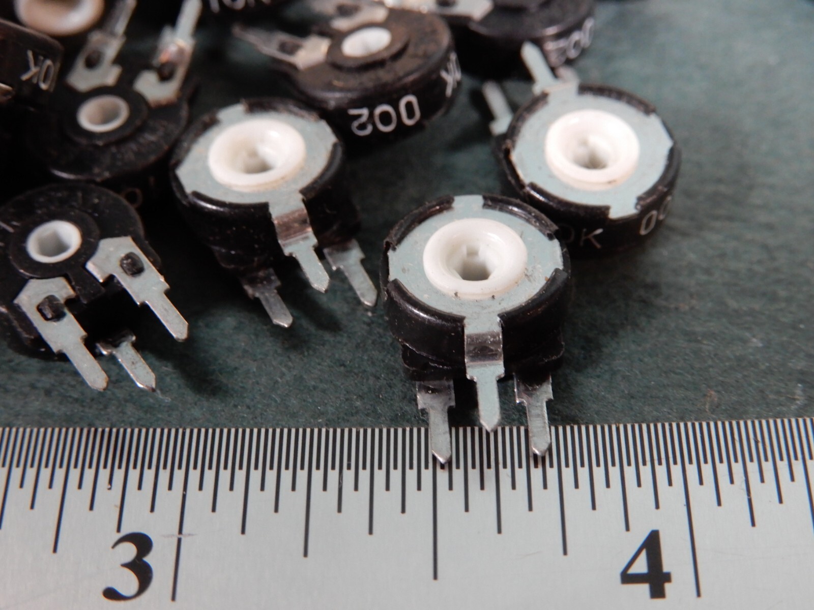 Piher 10KΩ PBC Right Angle Mount Trimpots Quantity 50 NOS