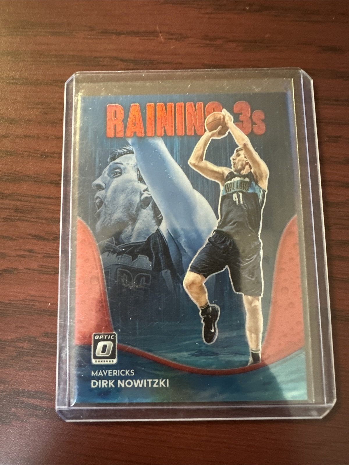 DIRK NOWITZKI 2022-23 DONRUSS OPTIC RED PRIZM RAINING 72 /99 Q0353