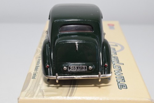 B36 1:43 LANSDOWNE MODELS LDM 64 BENTLEY MK VI 4-DOOR SALOON 1950 DARK GREEN MIB - Picture 10 of 16