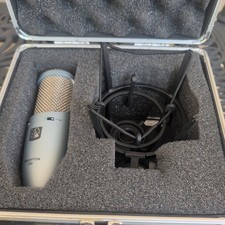 AKG MICROPHONE PERCEPTION 200 (P14023218)