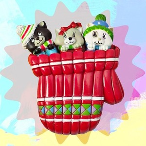 VTG Giftco Christmas 3 Little Kittens in a Mitten Refrigerator Magnet Set of 4