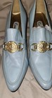 Womens Coup d'etat Pointy 3 In Leather Heels/Blue/Goldtone Medallion/sz 7/guc — photo 4