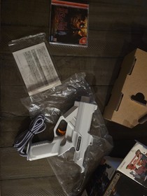 Sega Dreamcast The House of the Dead 2 with Guncon Japanese Version US Seller