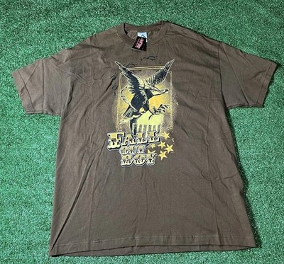 Vtg Fall Out Boy Eagle T Shirt Y2k Rock Band Tee Emo Punk Extra Large Hot Topic