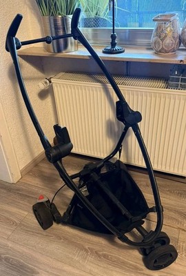 Quinny Zapp Xtra Edition Black Schwarzes Gestell Fahrgestell mit Adapter u Korb