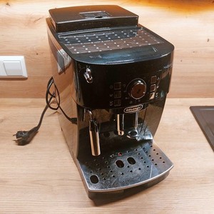 DeLonghi Magnifica S ECAM20.116.B, 1450W Kaffeevollautomat, schwarz