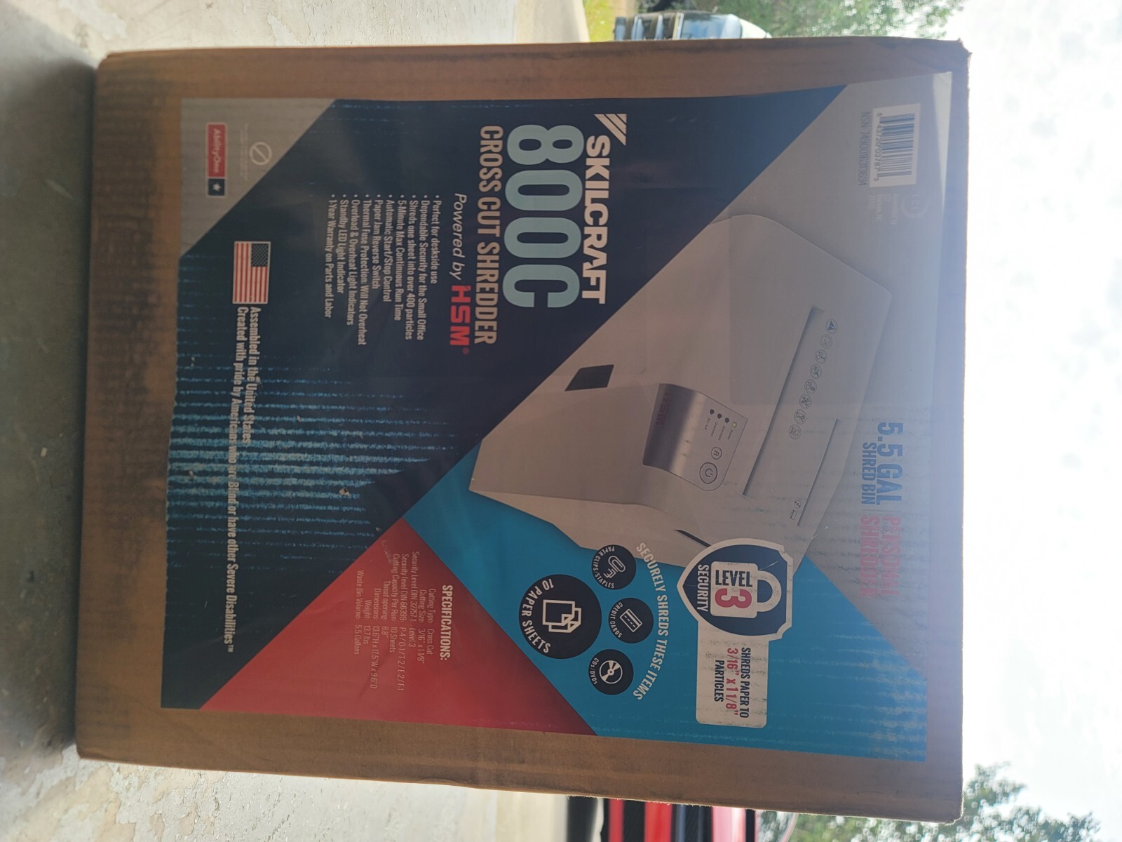 Skilcraft Cross cut 5.5 gal shredder use for Cd's, Credit cards etc. .