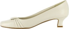Easy Street Women's Waive Dress Pumps Heels Bone US 8.5 N