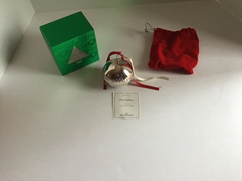 Wallace Silversmiths Sleigh Bell Ornament 2001 Christmas Characters with Box