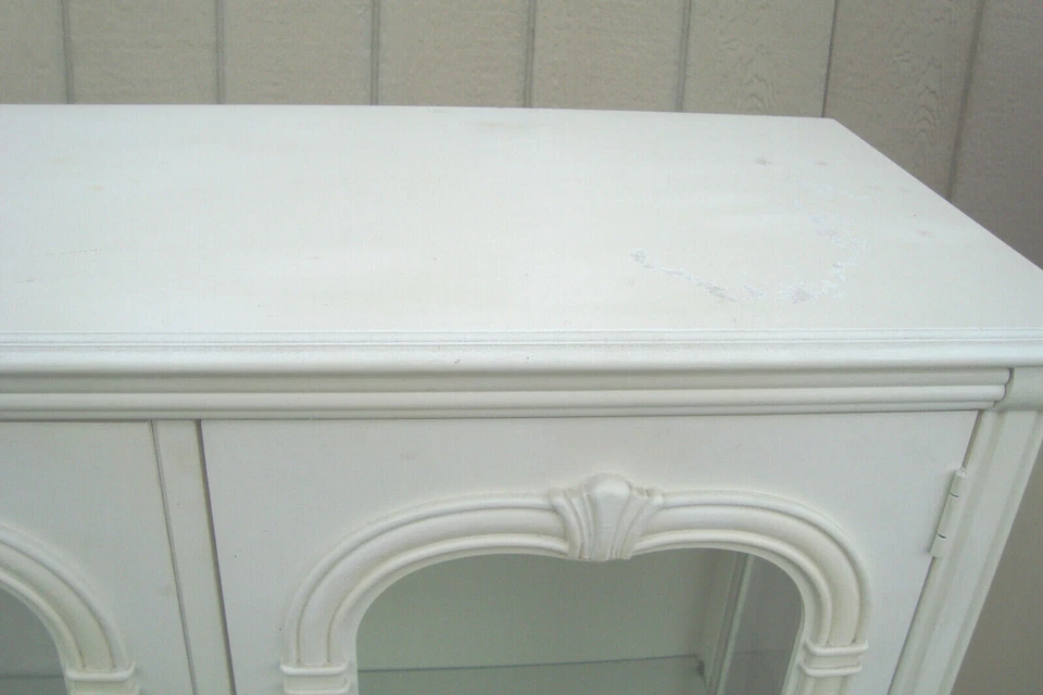 62077   Modern STANLEY Bookcase Curio Cabinet Factory Finish - Image 4 of 4