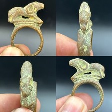 Très rare bague romaine grecque ancienne en bronze avec figurine animal mouton