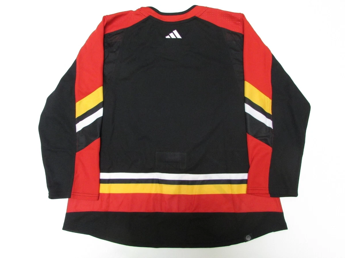 Adidas Reverse Retro 2.0 Authentic Hockey Jersey - Calgary Flames - Adult