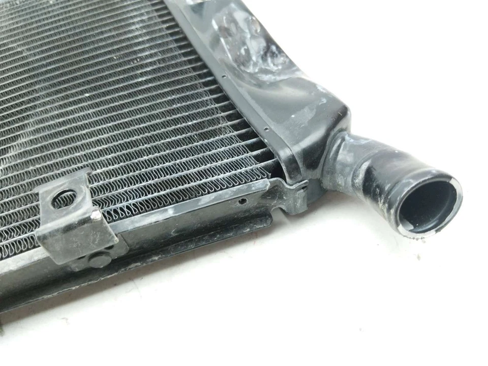 Radiador doblado Yamaha FZ6R FZ6 09 Foto 2 de 4