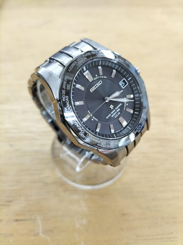 Seiko Brightz 7B25-0AA0 Temps Du Monde Date Radio Vague Contrôle Solaire Montre - Photo 3 sur 6