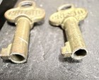Vintage Presto Skeleton Brass Keys Lot of 2 Small Brass  Skeleton Key Set — photo 2