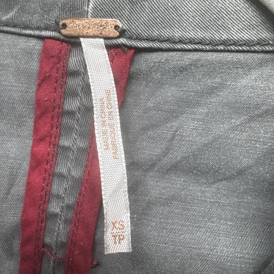 Free People серый военный оборки кнопка куртка XS укороченный утилиты богемное стиль - Изображение 3 из 4