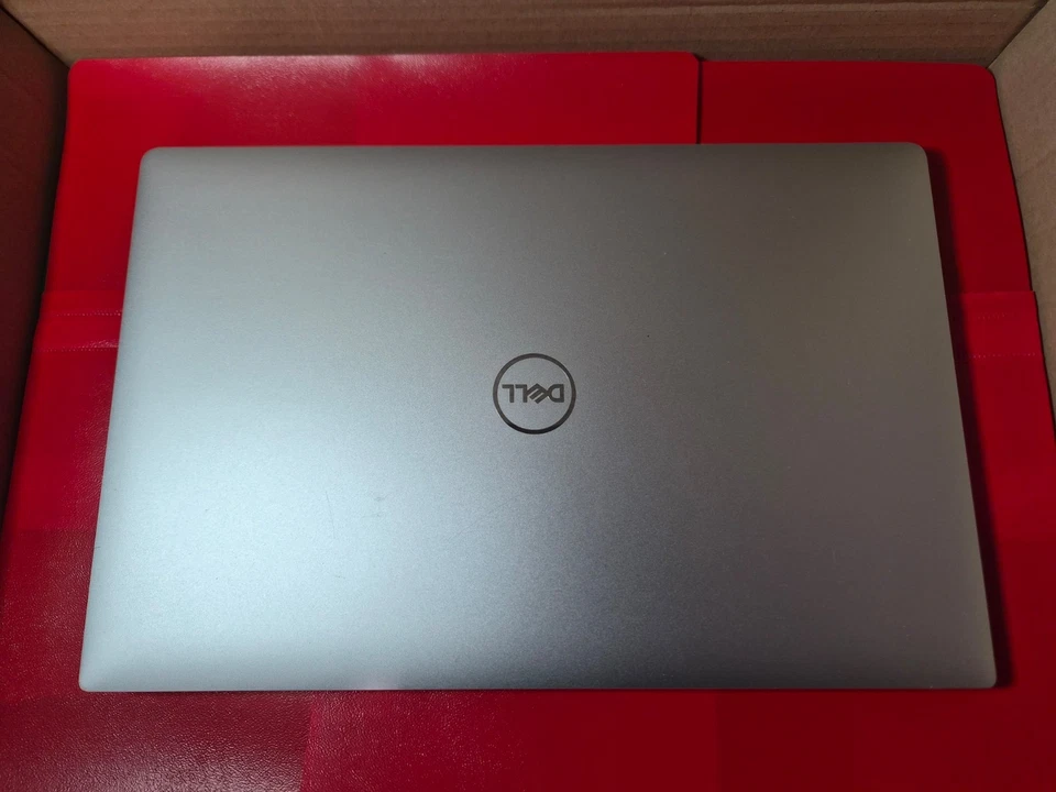 WILL TAKE £350 DELL Gaming CAD Laptop i9 32GB RAM 256GB SSD Nvidia 4GB PLZ READ - Image 2 of 4