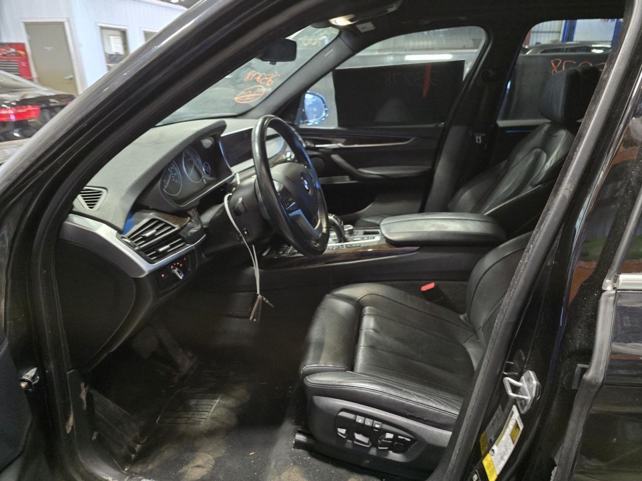 Camera/Projector Camera Bumper Mounted Fits 14-17 19 BMW i8 1571003